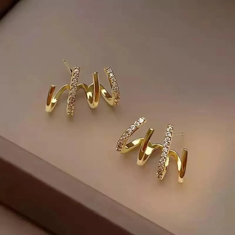 Gold Electroplated Minimalist Layer Claw Shaped Stud Earrings